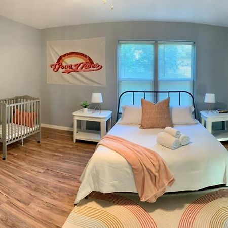 **Min Frm Dwntwn Fort Worth*Modern*Cozy*Townhome** 외부 사진