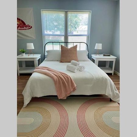 **Min Frm Dwntwn Fort Worth*Modern*Cozy*Townhome** 외부 사진